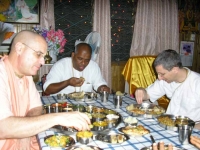 prasadamtime.jpg