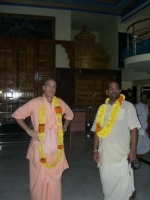 withtemplepresidentrajamundry.jpg